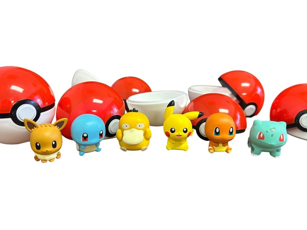 Pokémon: Palmsize Wonders PokeBall Vol.1 Display